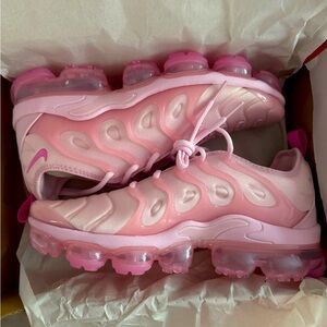 Nike VaporMax - Women’s Brand New